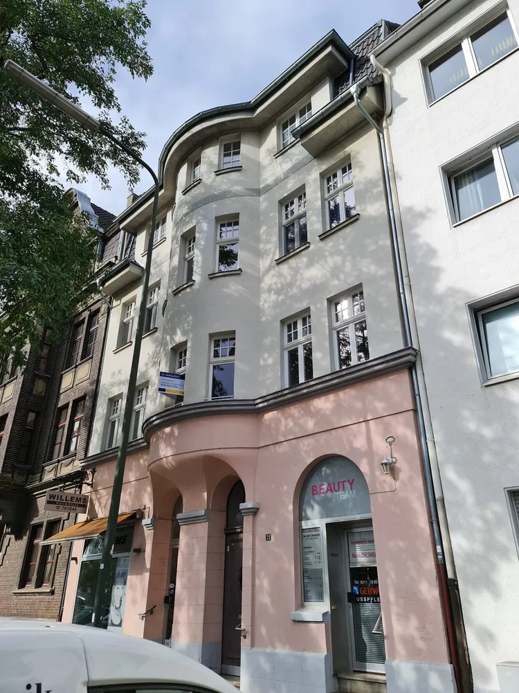 3 Zimmer Wohnung mit 101 m² in Düsseldorf – Bild 1