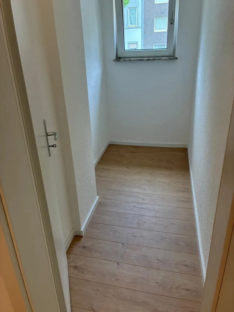 4 Zimmer Wohnung mit 65 m² in Duisburg – Bild 4
