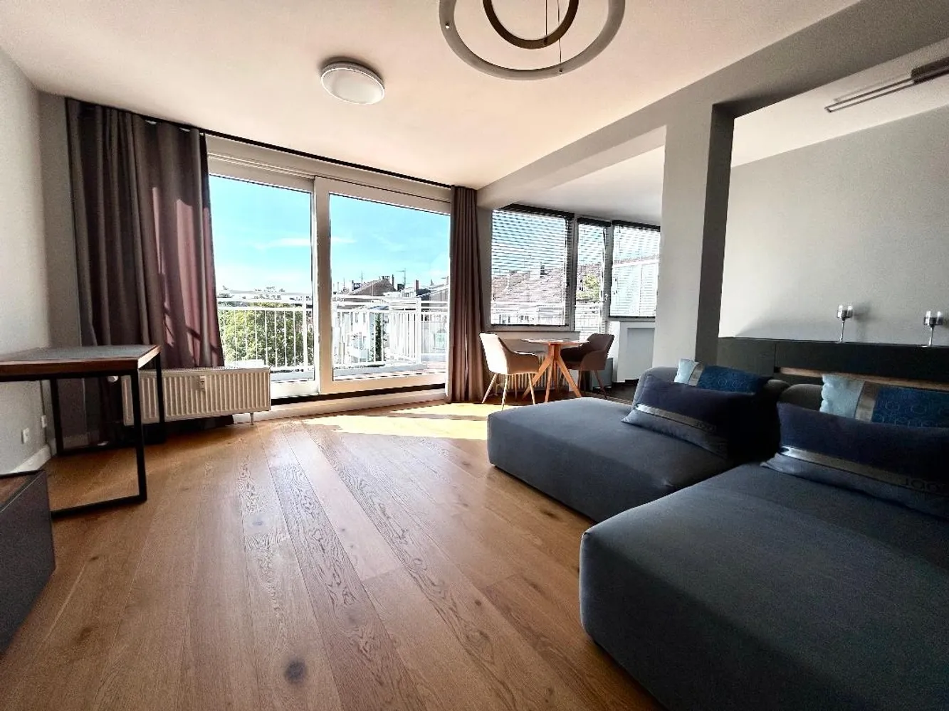 2 Zimmer Wohnung mit 63 m² in Düsseldorf – Bild 1