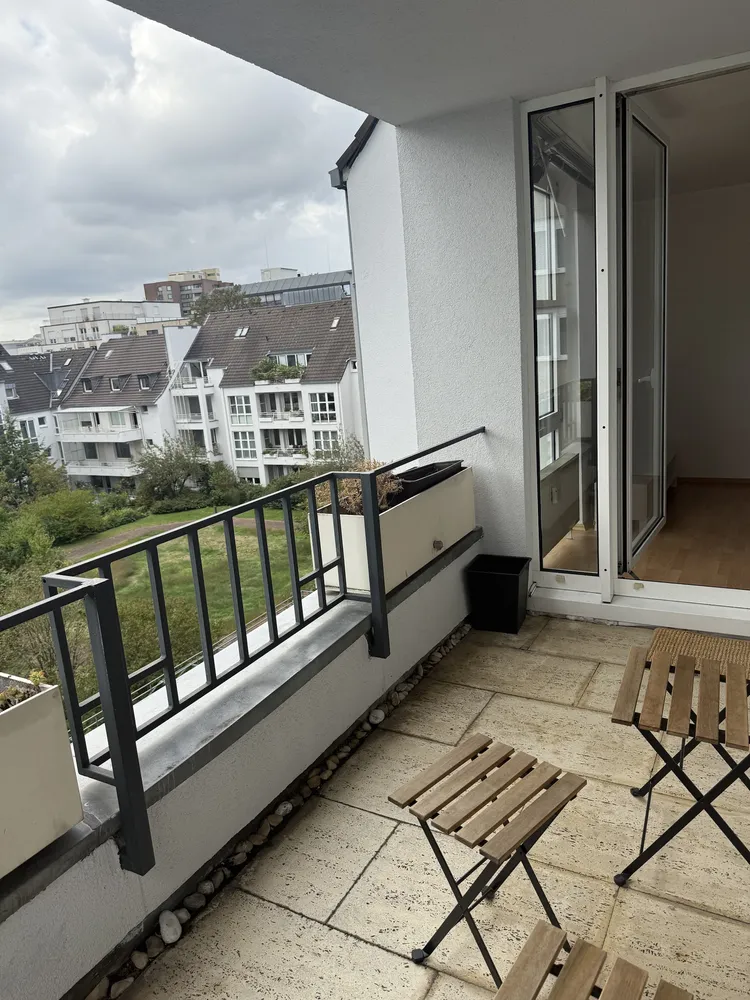 2 Zimmer Wohnung mit 66 m² in Düsseldorf – Bild 1