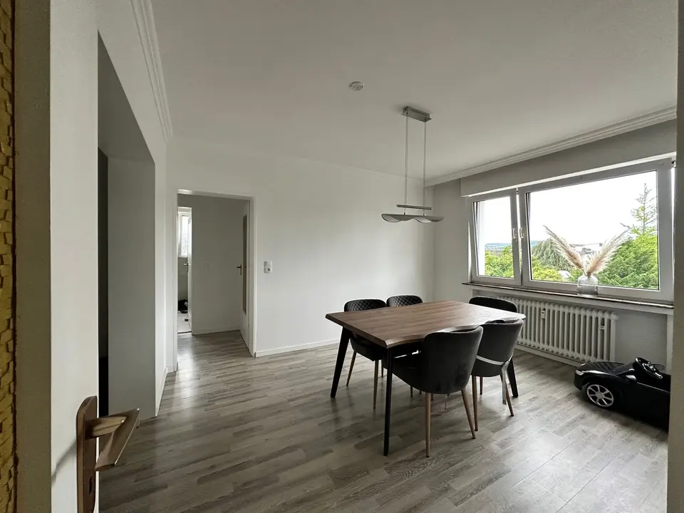 3 Zimmer Wohnung mit 95 m² in Arnsberg – Bild 2