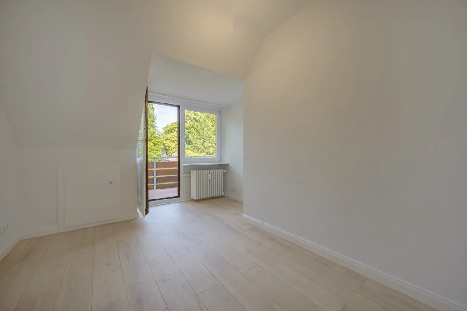 4 Zimmer Wohnung mit 98 m² in Hamburg – Bild 11