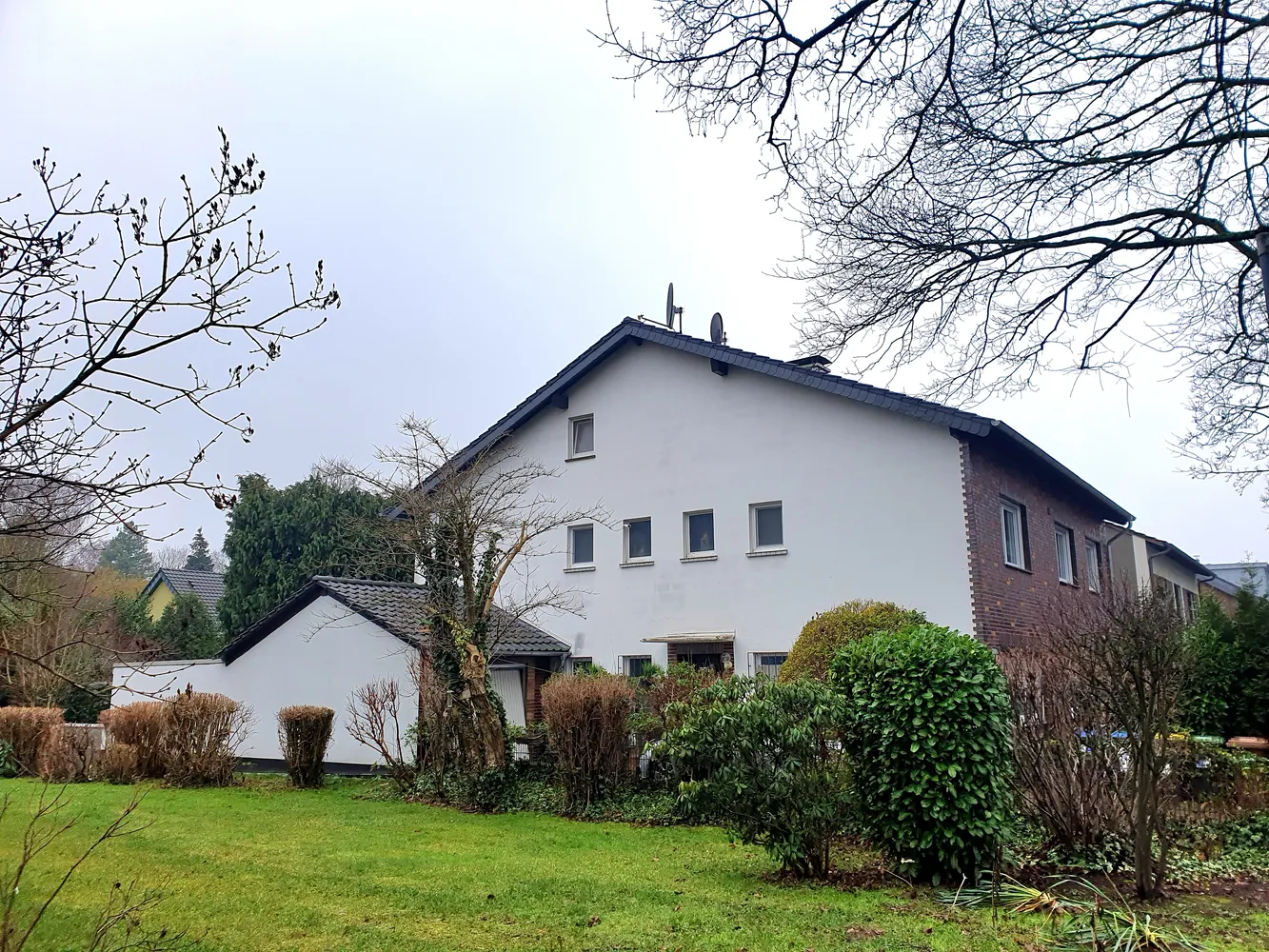 4 Zimmer Wohnung mit 135 m² in Mülheim an der Ruhr – Bild 1
