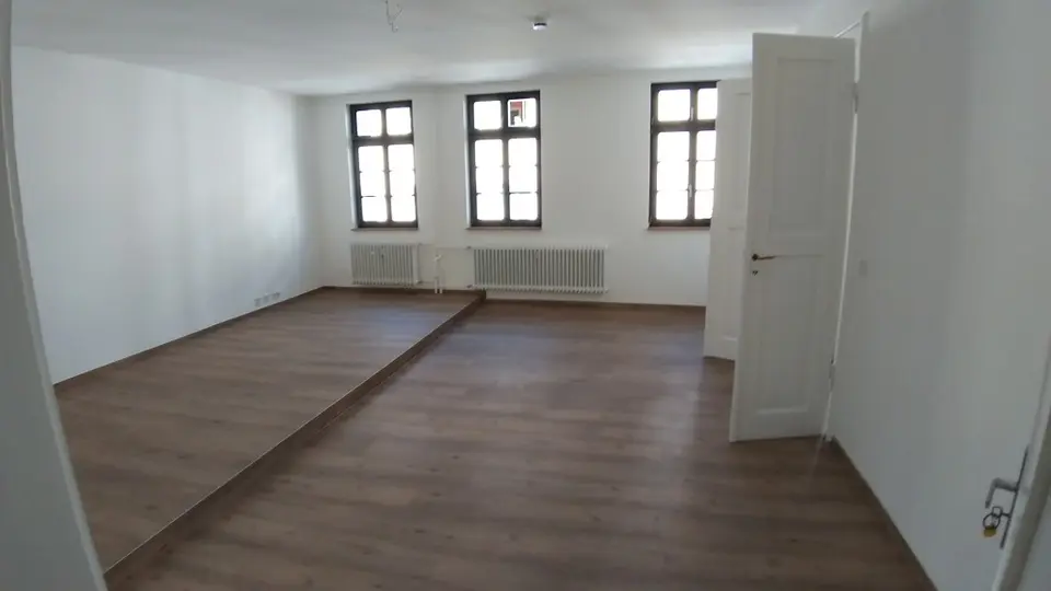 2 Zimmer Wohnung mit 105 m² in Ansbach – Bild 2