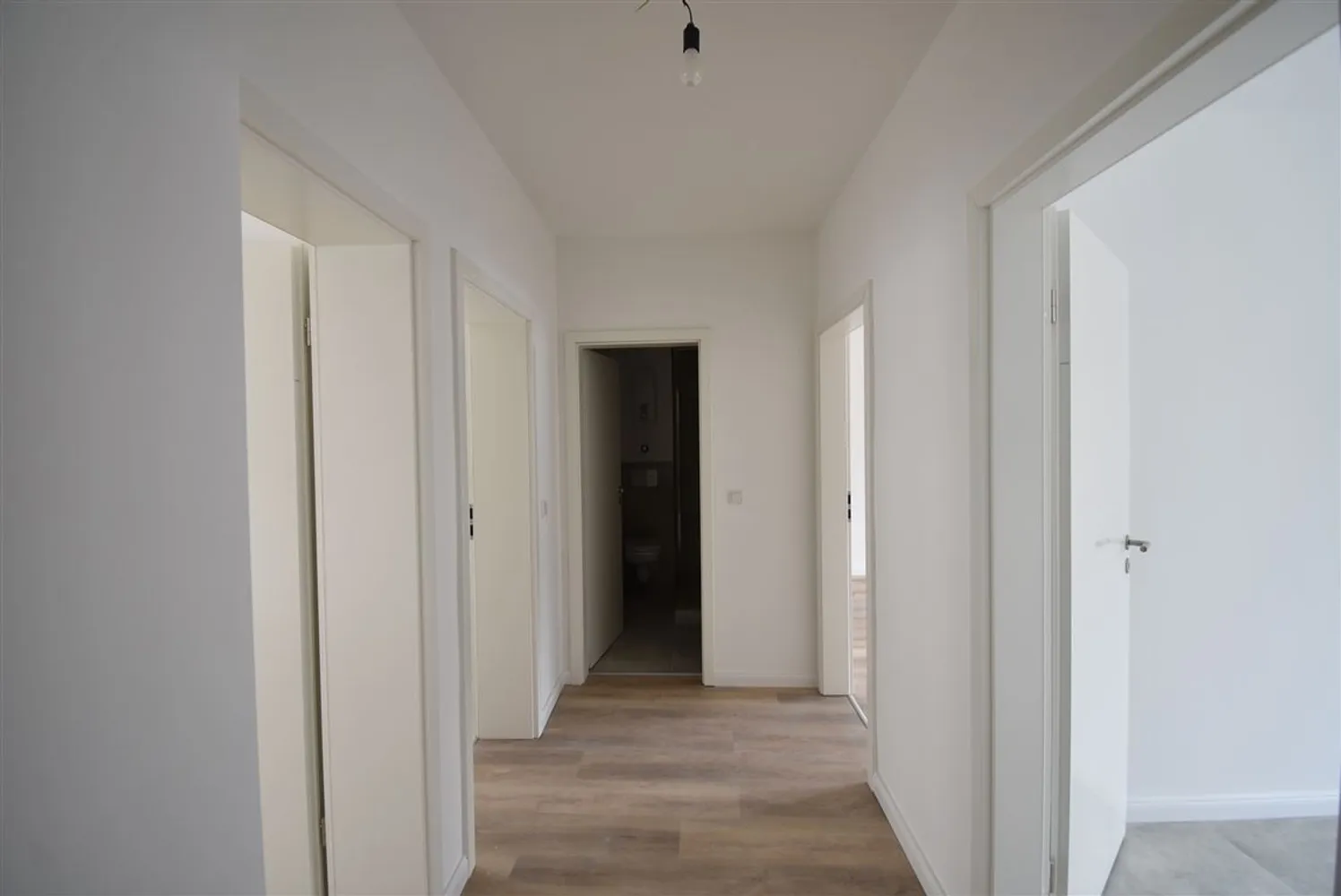 3 Zimmer Wohnung mit 75 m² in Düsseldorf – Bild 4