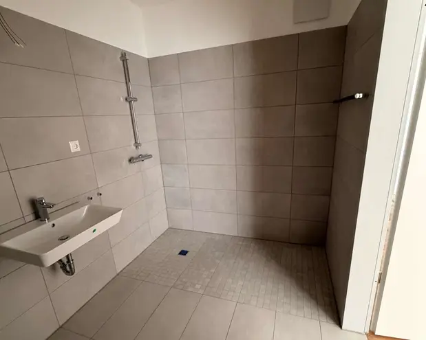 2 Zimmer Wohnung mit 65 m² in Duisburg – Bild 5