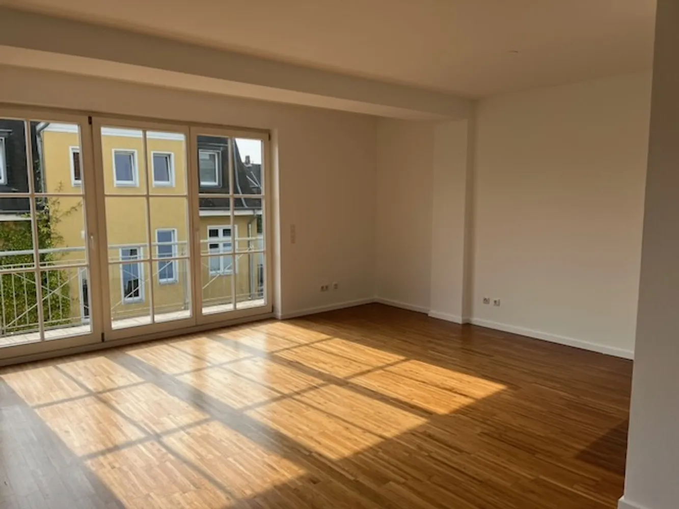 3 room apartment with 93 m² in Cologne – Photo 4