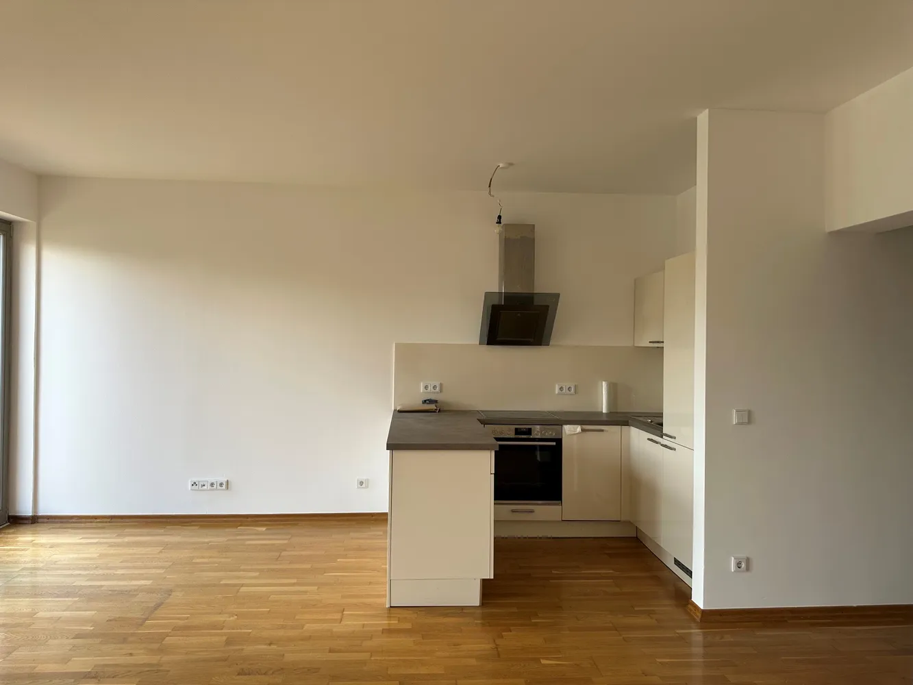 2 Zimmer Wohnung mit 81 m² in Berlin – Bild 10