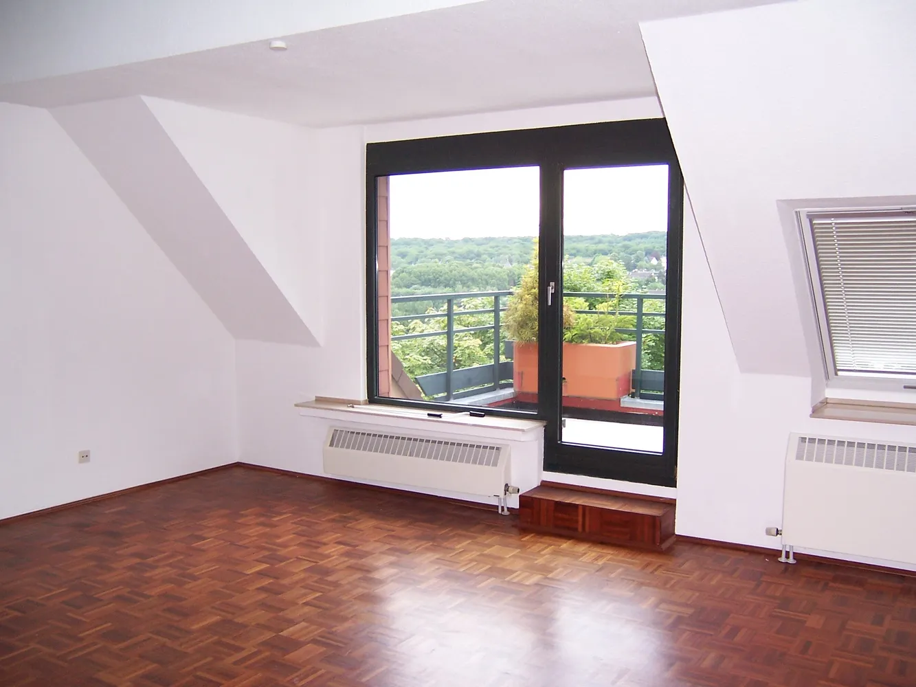 4 Zimmer Wohnung mit 110 m² in Essen – Bild 1