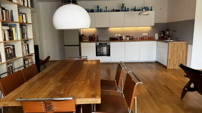 4 Zimmer Wohnung mit 120 m² in München – Bild 2