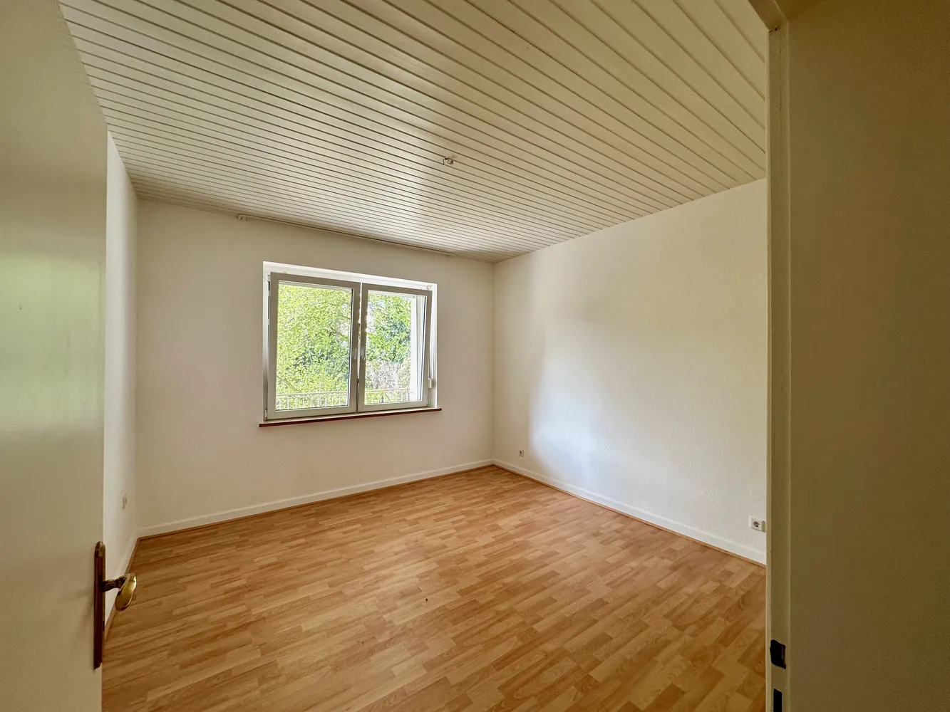3 Zimmer Wohnung mit 75 m² in Krefeld – Bild 2