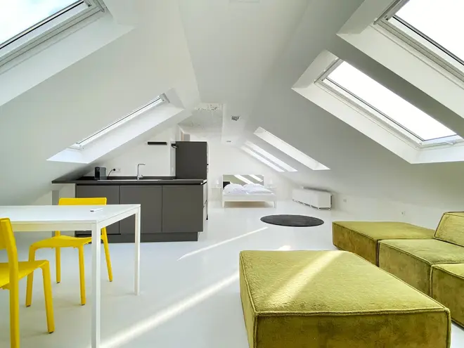 1 Zimmer Wohnung mit 65 m² in Köln – Bild 1
