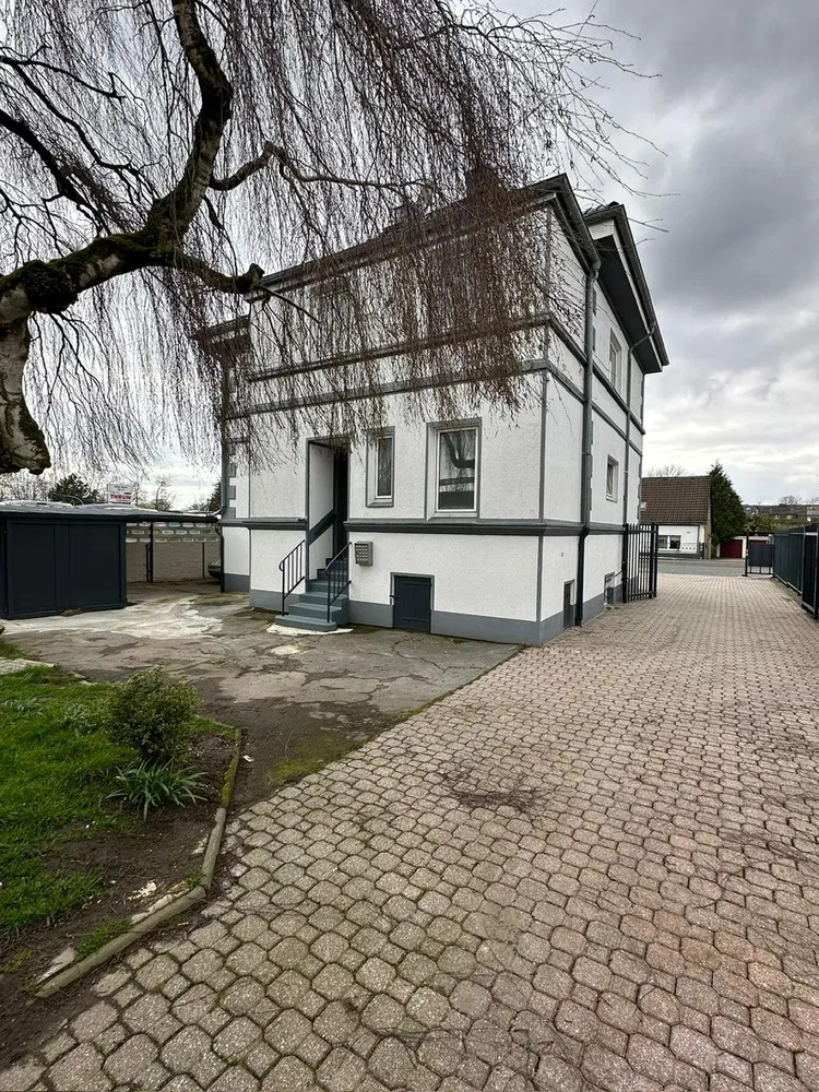 4 room apartment with 120 m² in Mülheim an der Ruhr – Photo 2