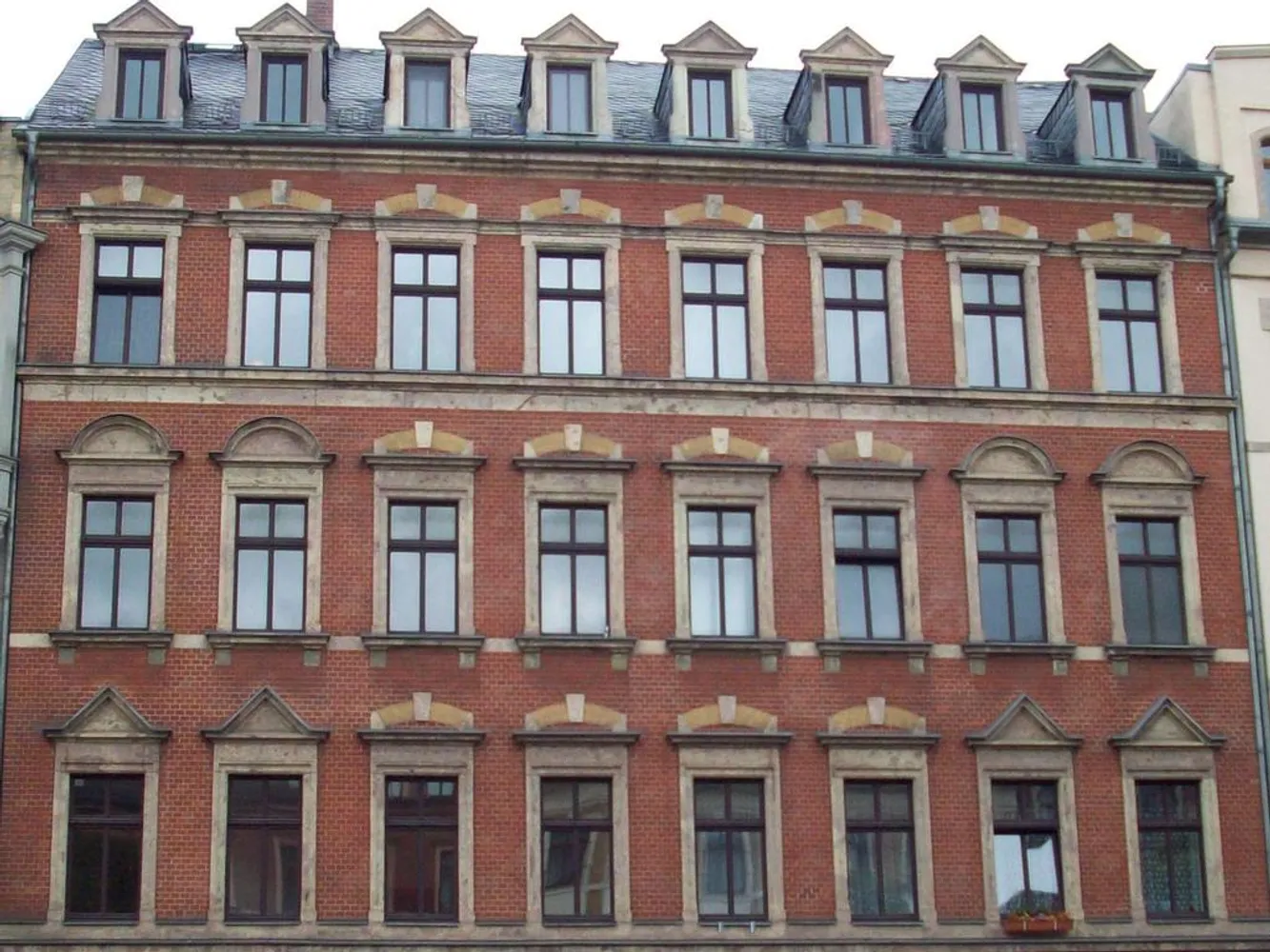 3 Zimmer Wohnung mit 81 m² in Chemnitz – Bild 2