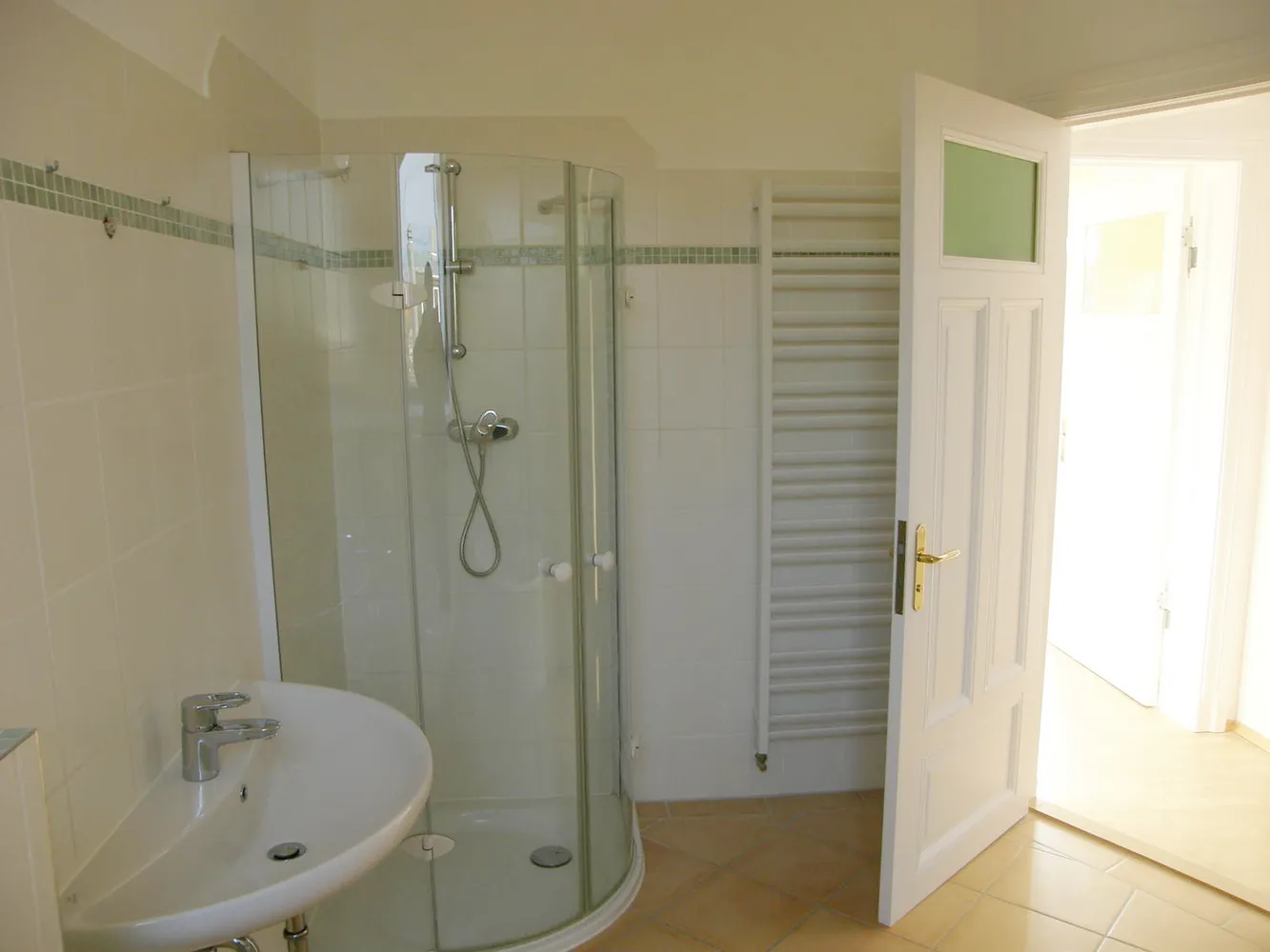 3 Zimmer Wohnung mit 100 m² in Berlin – Bild 5