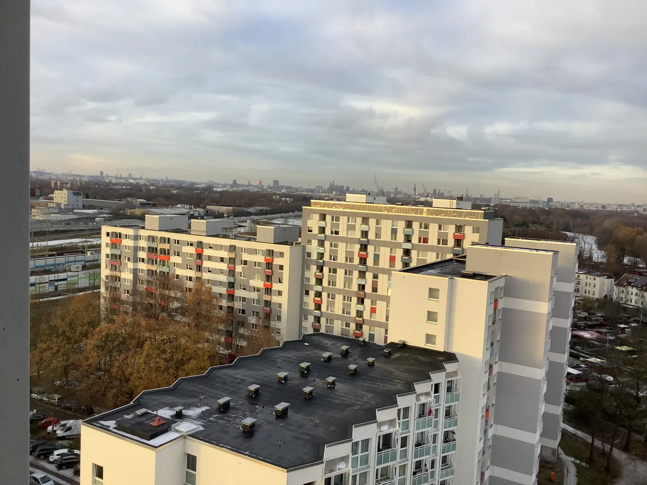 3 Zimmer Wohnung mit 80 m² in Hamburg – Bild 2