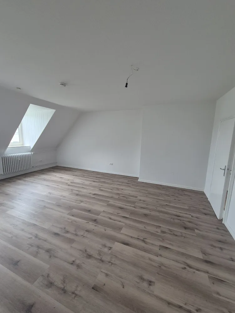 3 Zimmer Wohnung mit 83 m² in Hannover – Bild 2