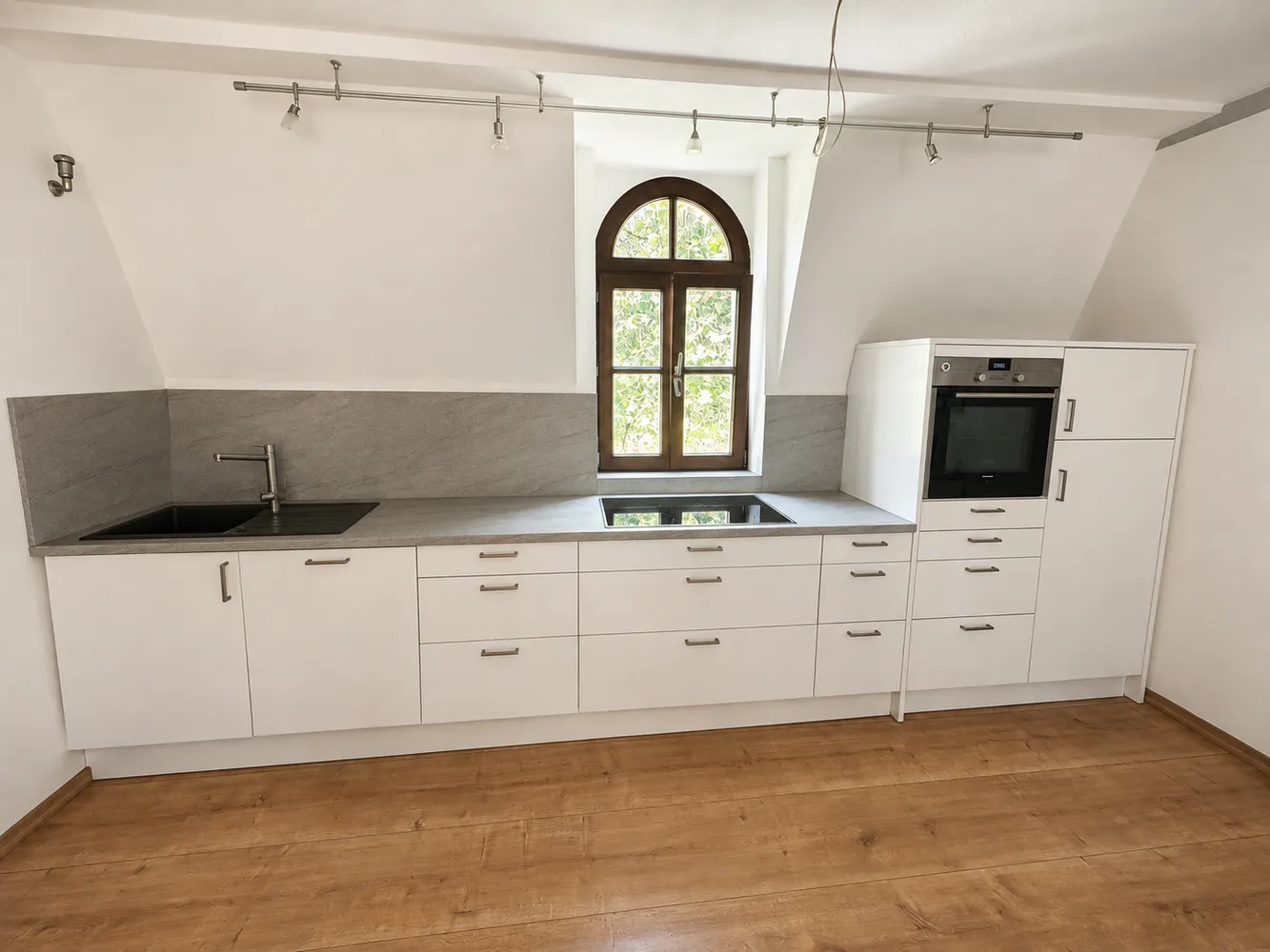 5 Zimmer Wohnung mit 98 m² in Essen – Bild 2
