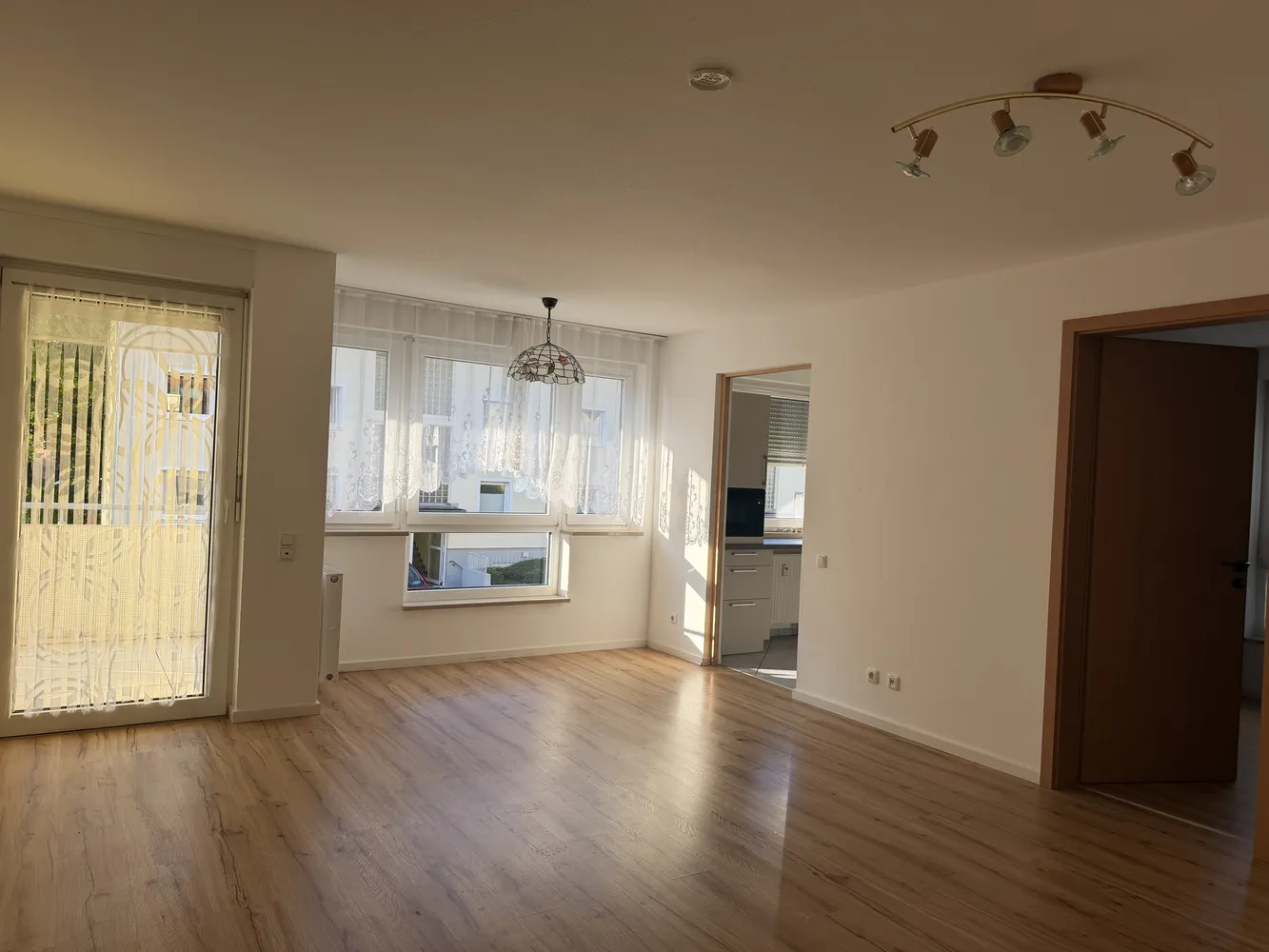 2 Zimmer Wohnung mit 65 m² in Bayreuth – Bild 2
