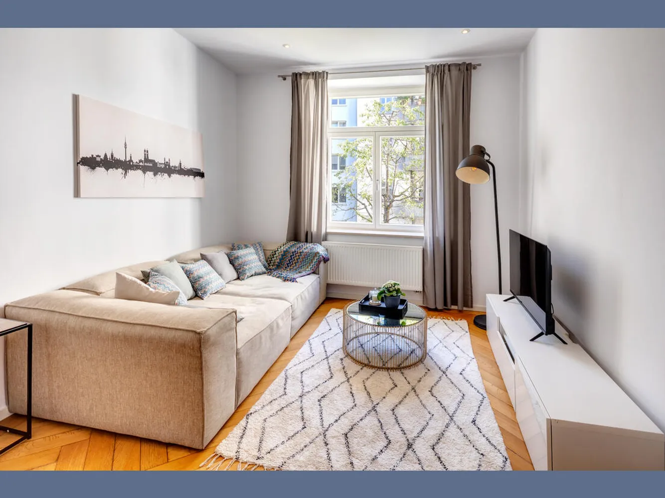 2 Zimmer Wohnung mit 72 m² in München – Bild 2
