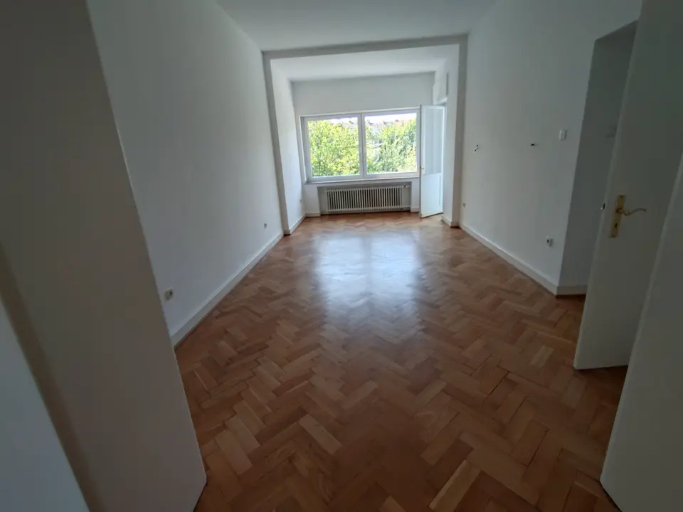 2 Zimmer Wohnung mit 70 m² in Duisburg – Bild 1