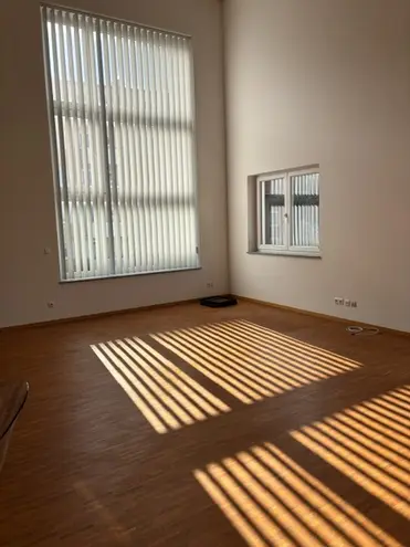 2 Zimmer Wohnung mit 108 m² in München – Bild 4