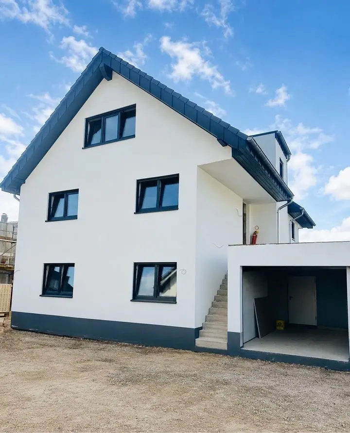 5 Zimmer Wohnung mit 162 m² in Bergheim – Bild 1