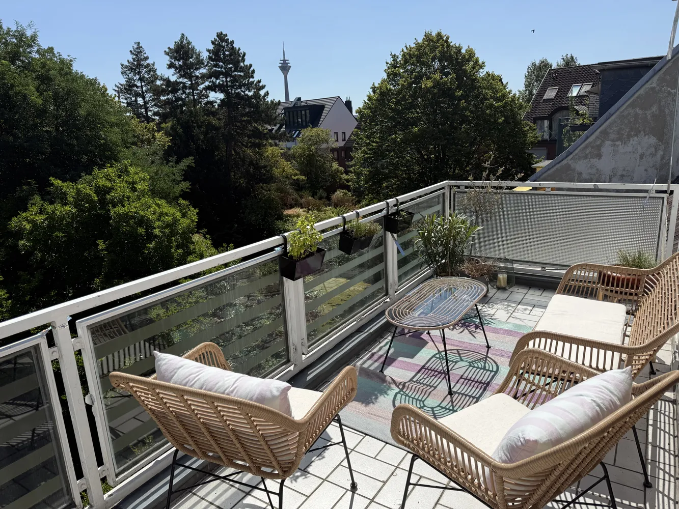 3 Zimmer Wohnung mit 102 m² in Düsseldorf – Bild 6