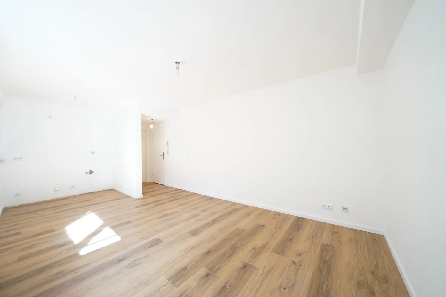 1 Zimmer Wohnung mit 27 m² in Köln – Bild 9