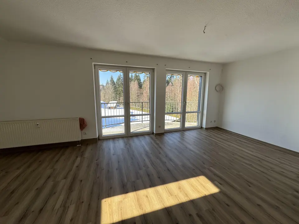 3 Zimmer Wohnung mit 80 m² in Suhl – Bild 1