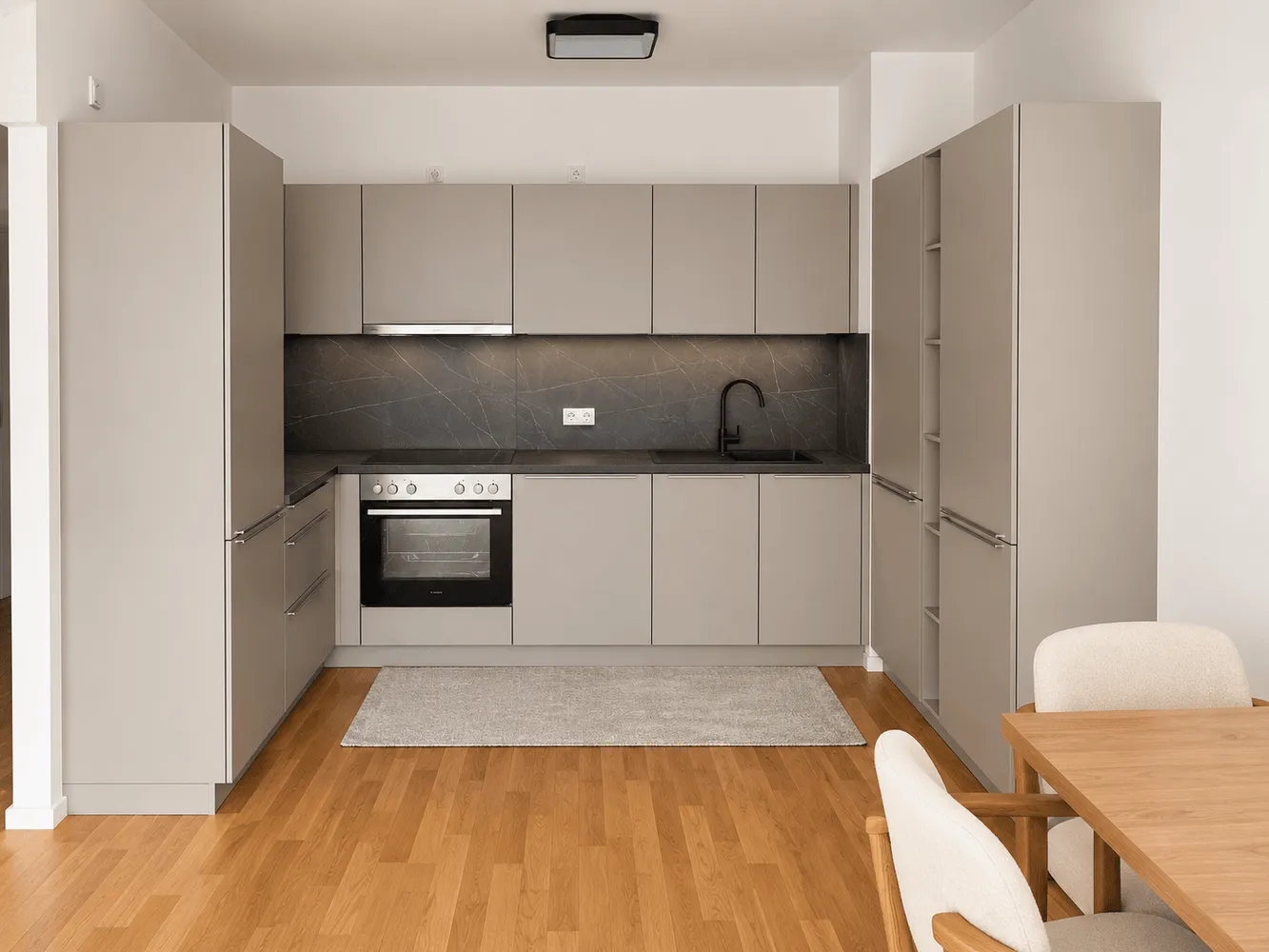 4 room apartment with 82 m² in Hamburg – Photo 4