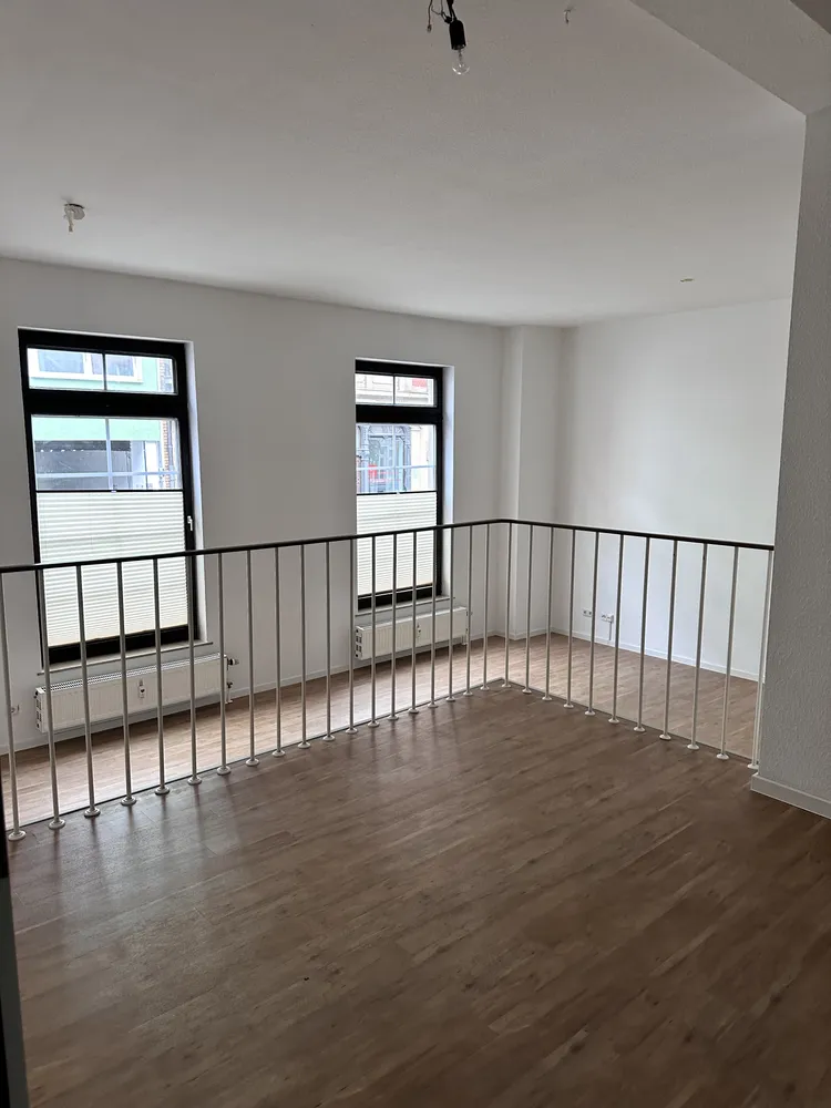 3 Zimmer Wohnung mit 90 m² in Köln – Bild 2