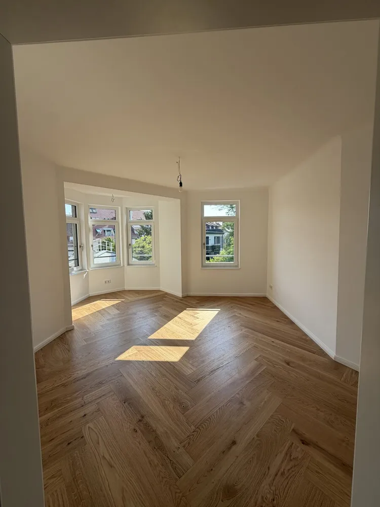 5 Zimmer Wohnung mit 112 m² in Stuttgart – Bild 2