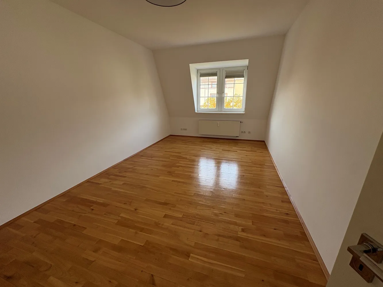 4 Zimmer Wohnung mit 91 m² in Frankfurt am Main – Bild 2