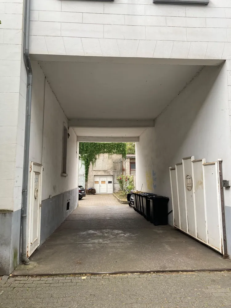 3 Zimmer Wohnung mit 110 m² in Duisburg – Bild 2