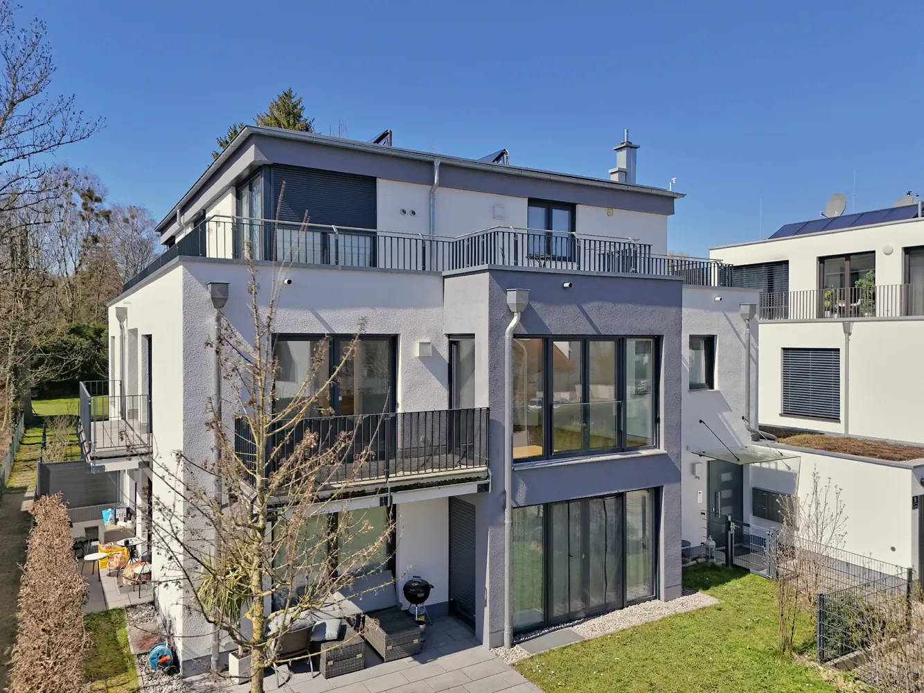 2 room apartment with 95 m² in Munich – Photo 1