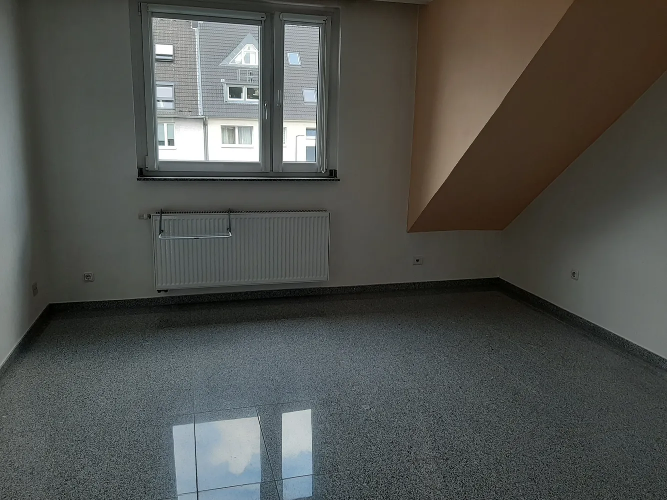 3 Zimmer Wohnung mit 70 m² in Köln – Bild 4