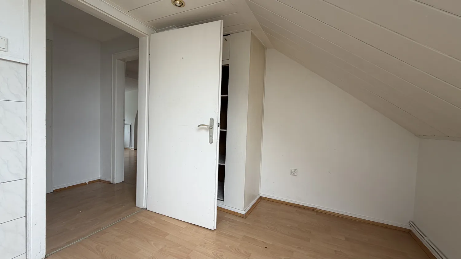 1 Zimmer Wohnung mit 45 m² in Wuppertal – Bild 6