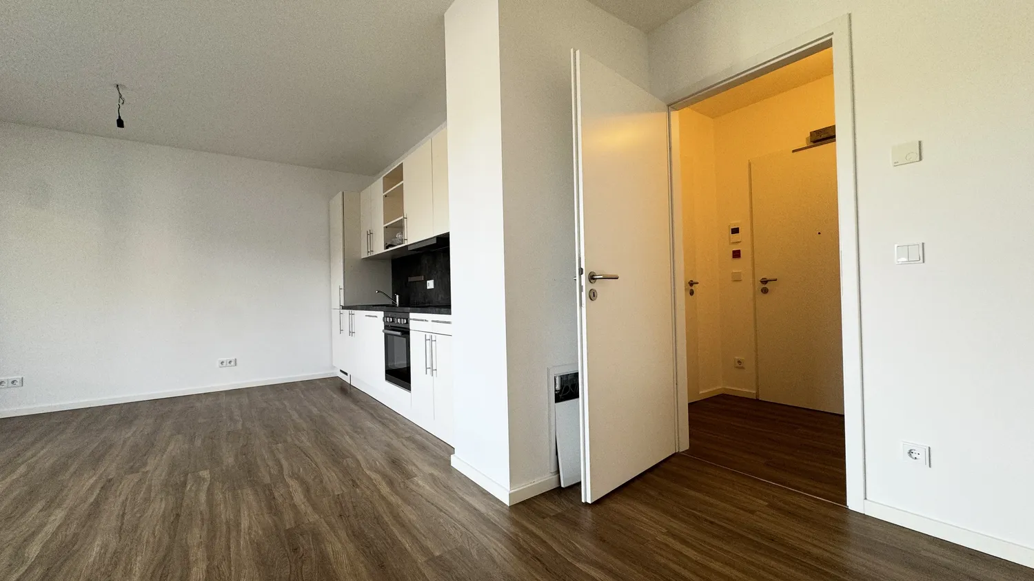 1 room apartment with 40 m² in Berlin – Photo 2