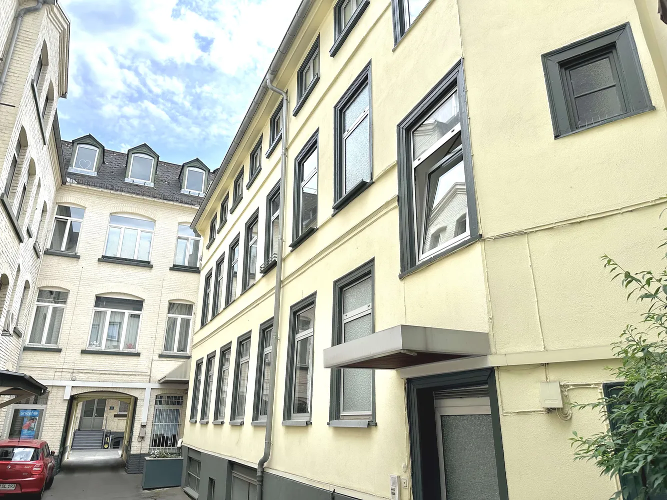 2 Zimmer Wohnung mit 68 m² in Wiesbaden – Bild 1