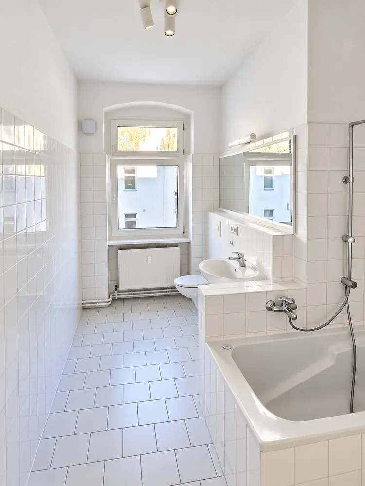 2 Zimmer Wohnung mit 74 m² in Berlin – Bild 9