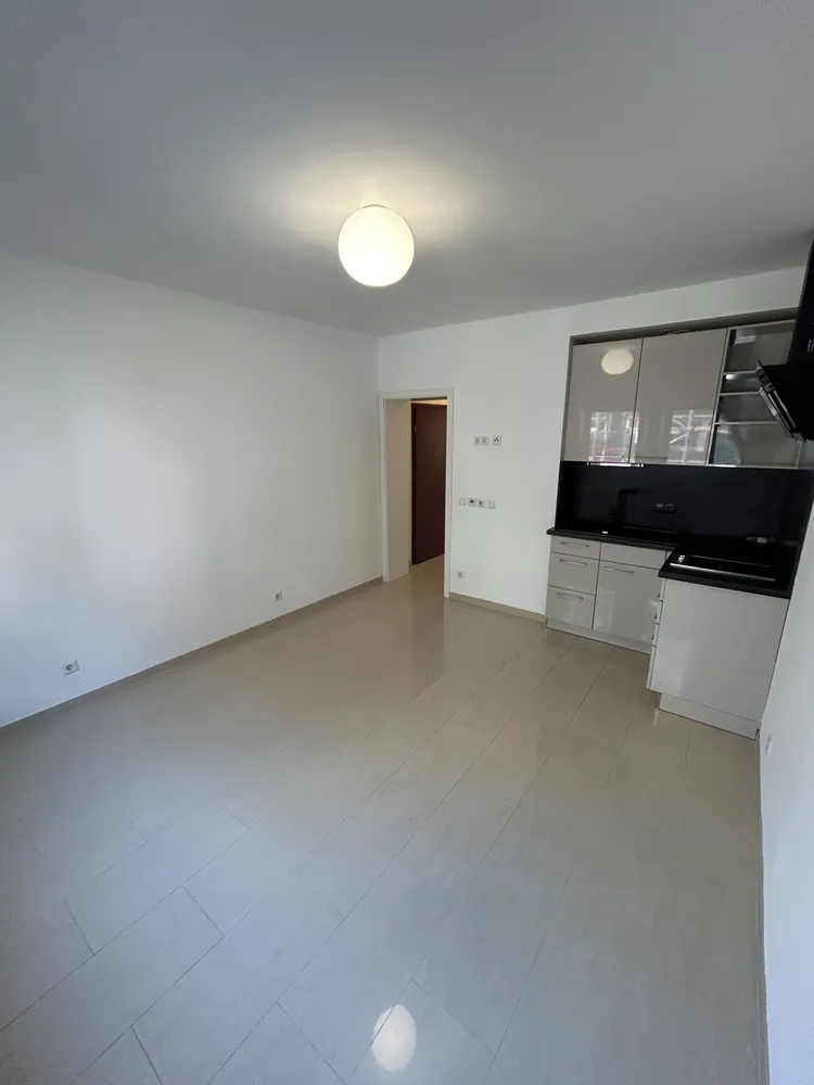 2 Zimmer Wohnung mit 40 m² in Düsseldorf – Bild 1