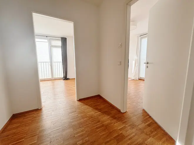 3 Zimmer Wohnung mit 92 m² in Hamburg – Bild 2