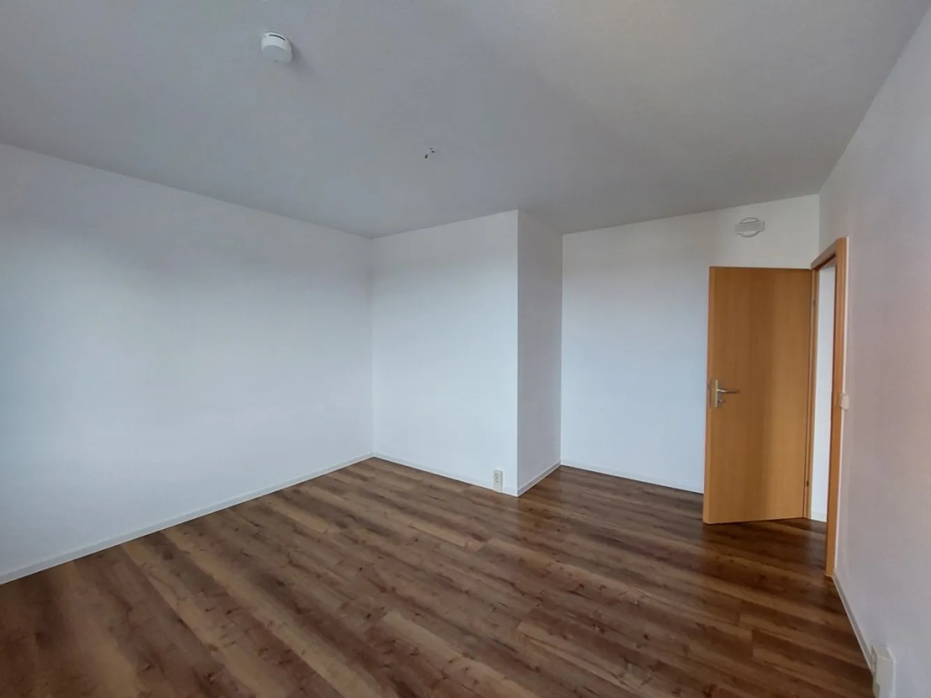 3 Zimmer Wohnung mit 72 m² in Suhl – Bild 6