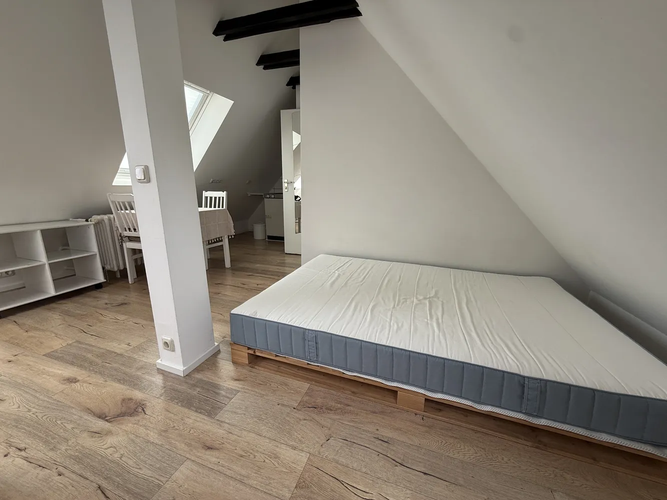 1 Zimmer Wohnung mit 30 m² in Köln – Bild 4