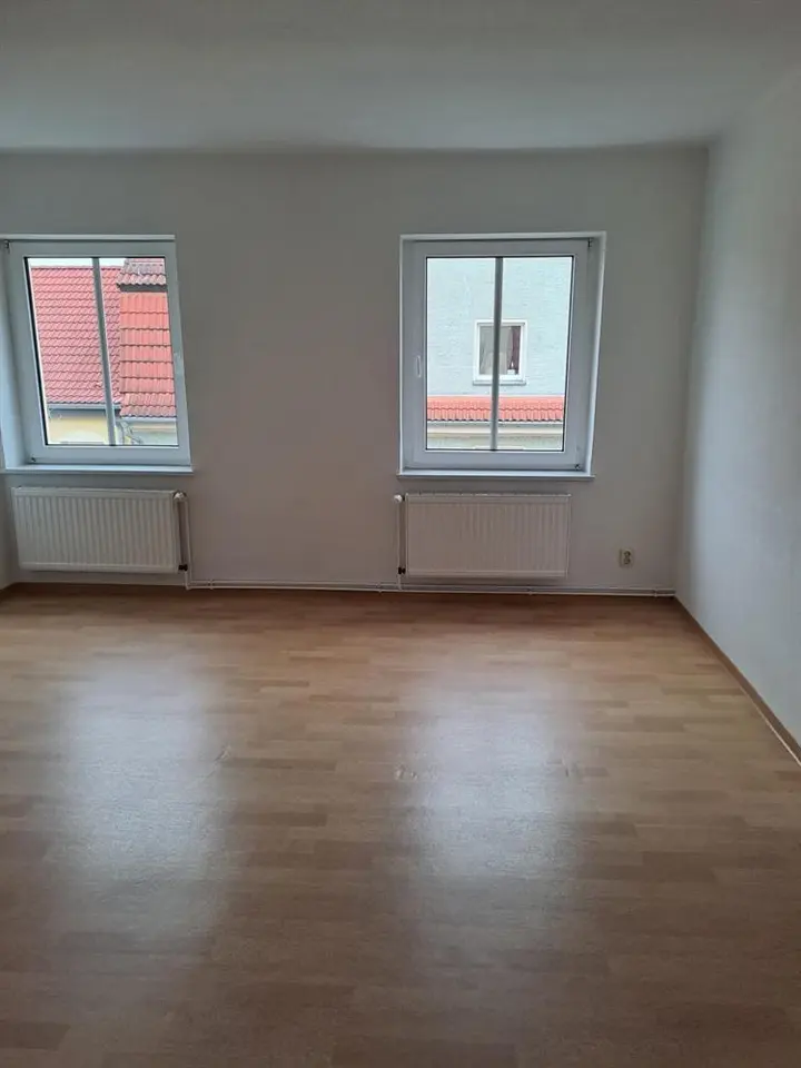 3 Zimmer Wohnung mit 63 m² in Bitterfeld-Wolfen – Bild 1