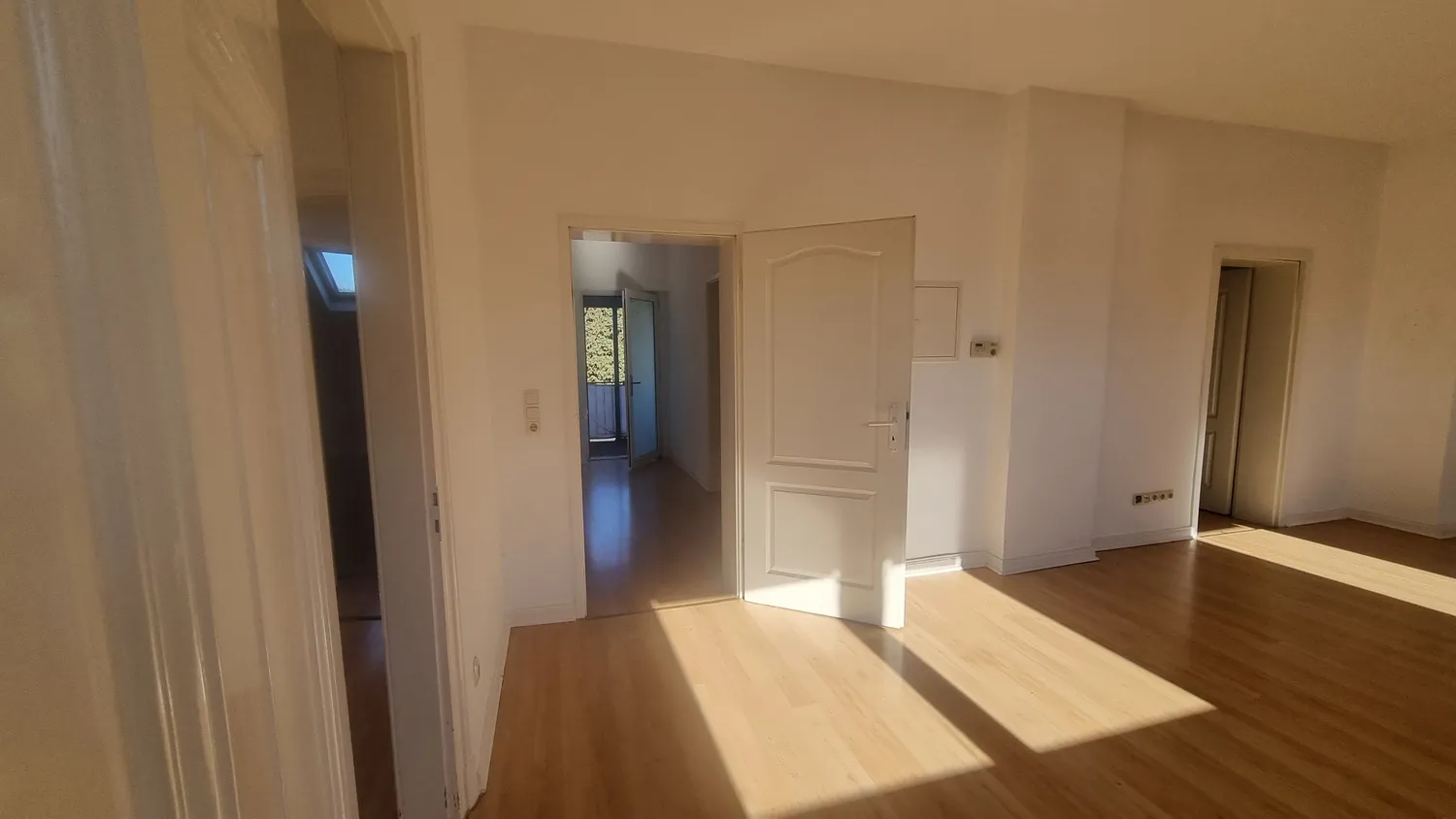 3 Zimmer Wohnung mit 85 m² in Köln – Bild 1