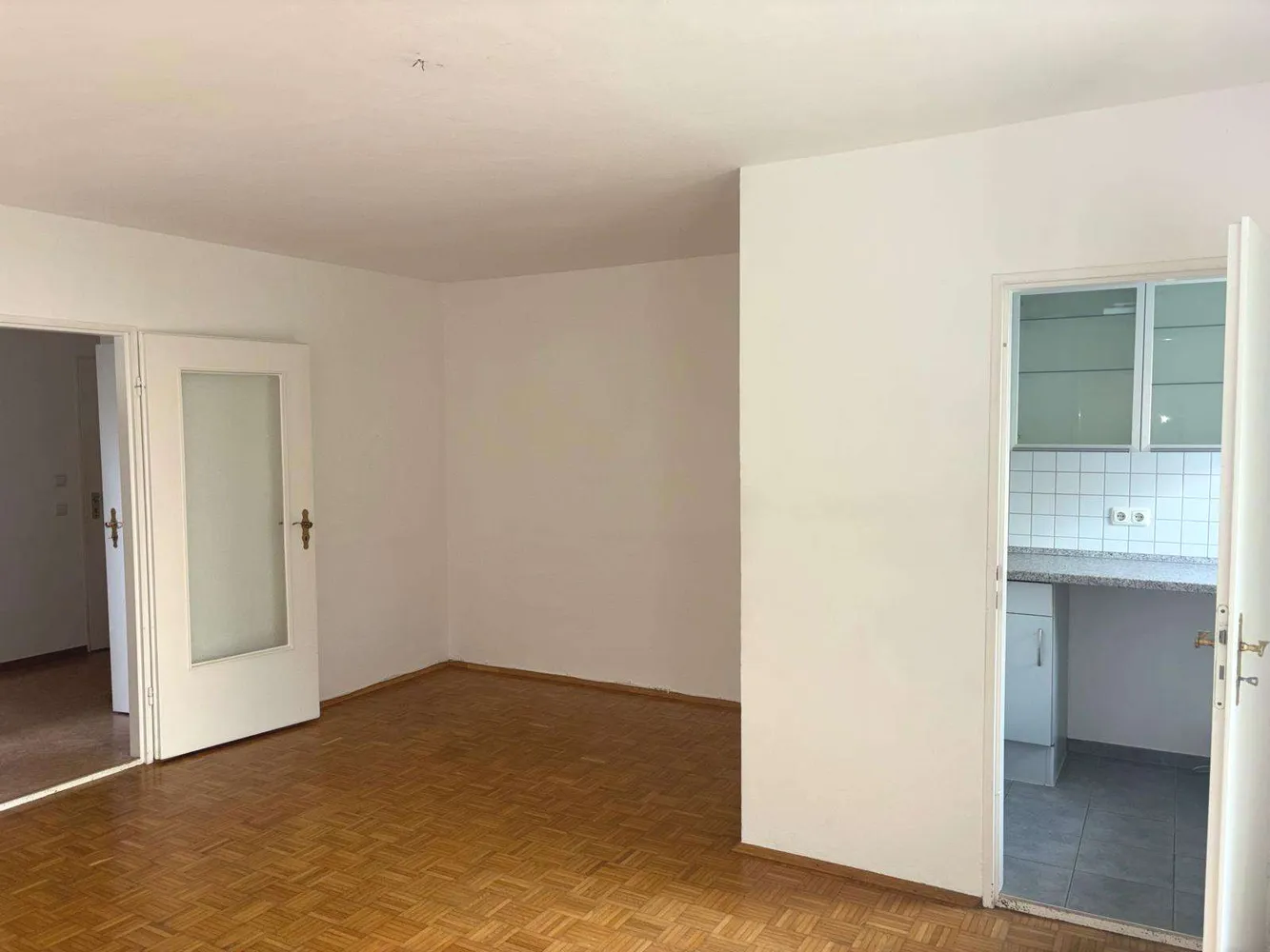 2 Zimmer Wohnung mit 57 m² in Germering – Bild 2