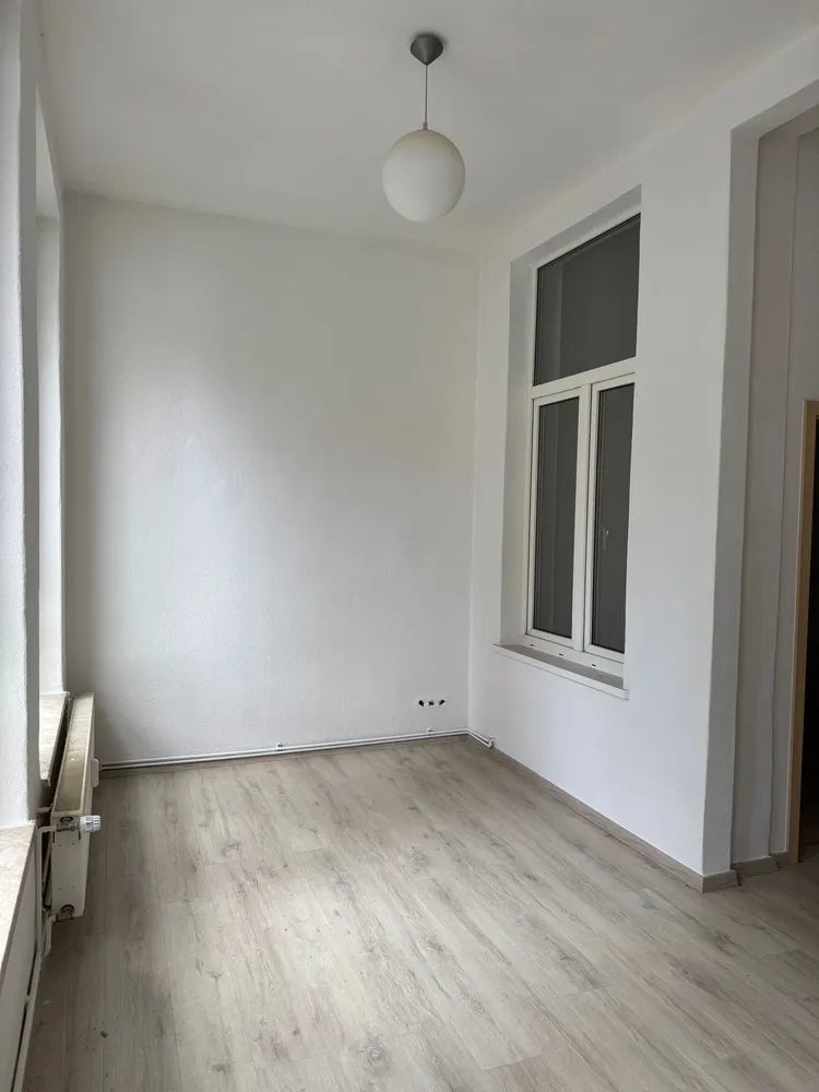 8 Zimmer Wohnung mit 220 m² in Halberstadt – Bild 9