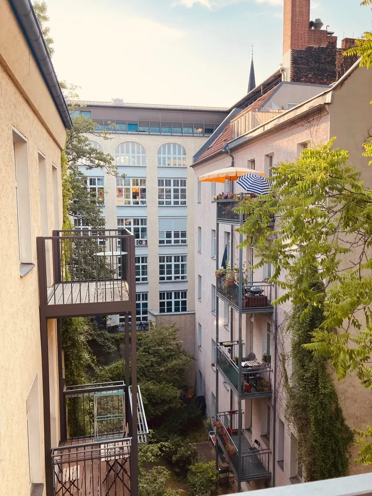 1 room apartment with 36 m² in Berlin – Photo 1